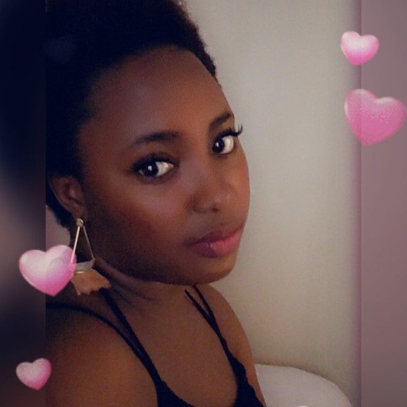 Meet your Posher, Osola - Picture 1 of 1